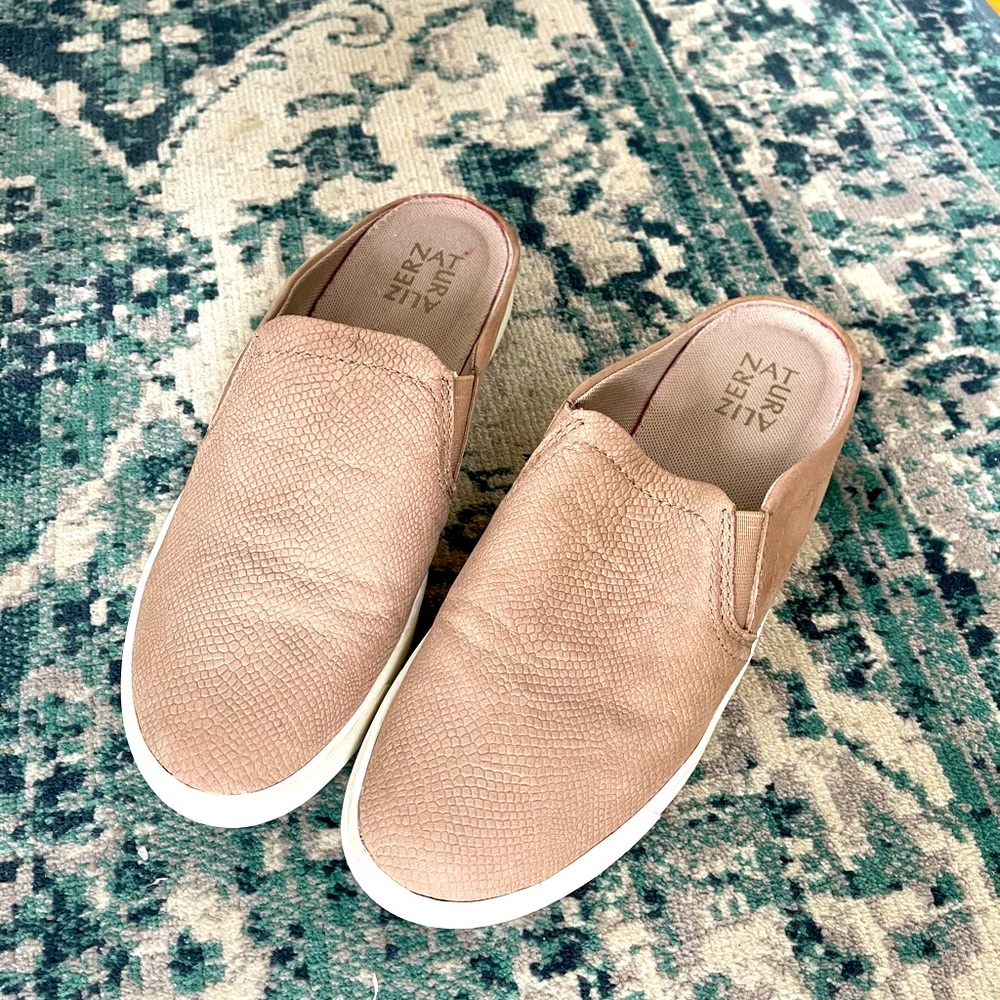 Naturalizer Beige Leather Slip On Sneaker Mule
